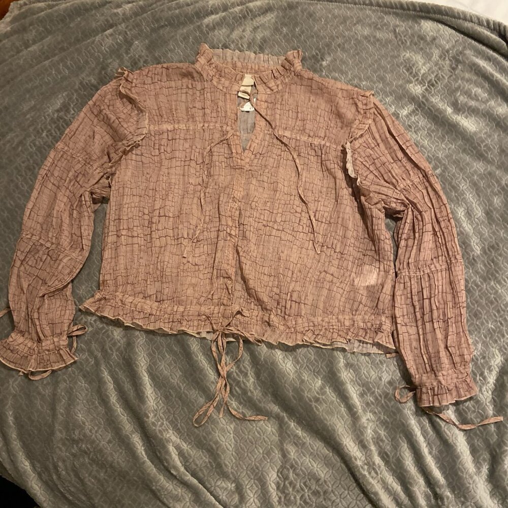 NWT H&M Boho Ruffle Tie-Front Blouse – Women’s Size L